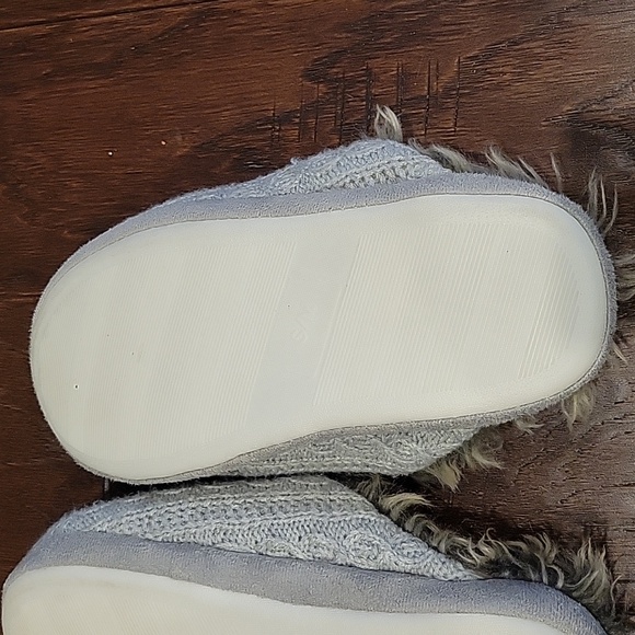 PJ Salvage Faux Fur Trimmed Cable Knit Slippers - Picture 3 of 5